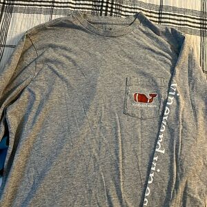 Gray vineyard  vines long sleeve